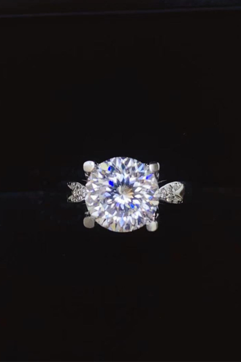 Brilliant Halo Moissanite Ring