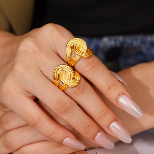 Bella Twist Ring 18K Gold-Plated