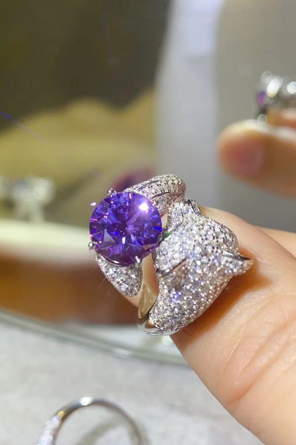Feline Adjustable 2K Moissanite Ring