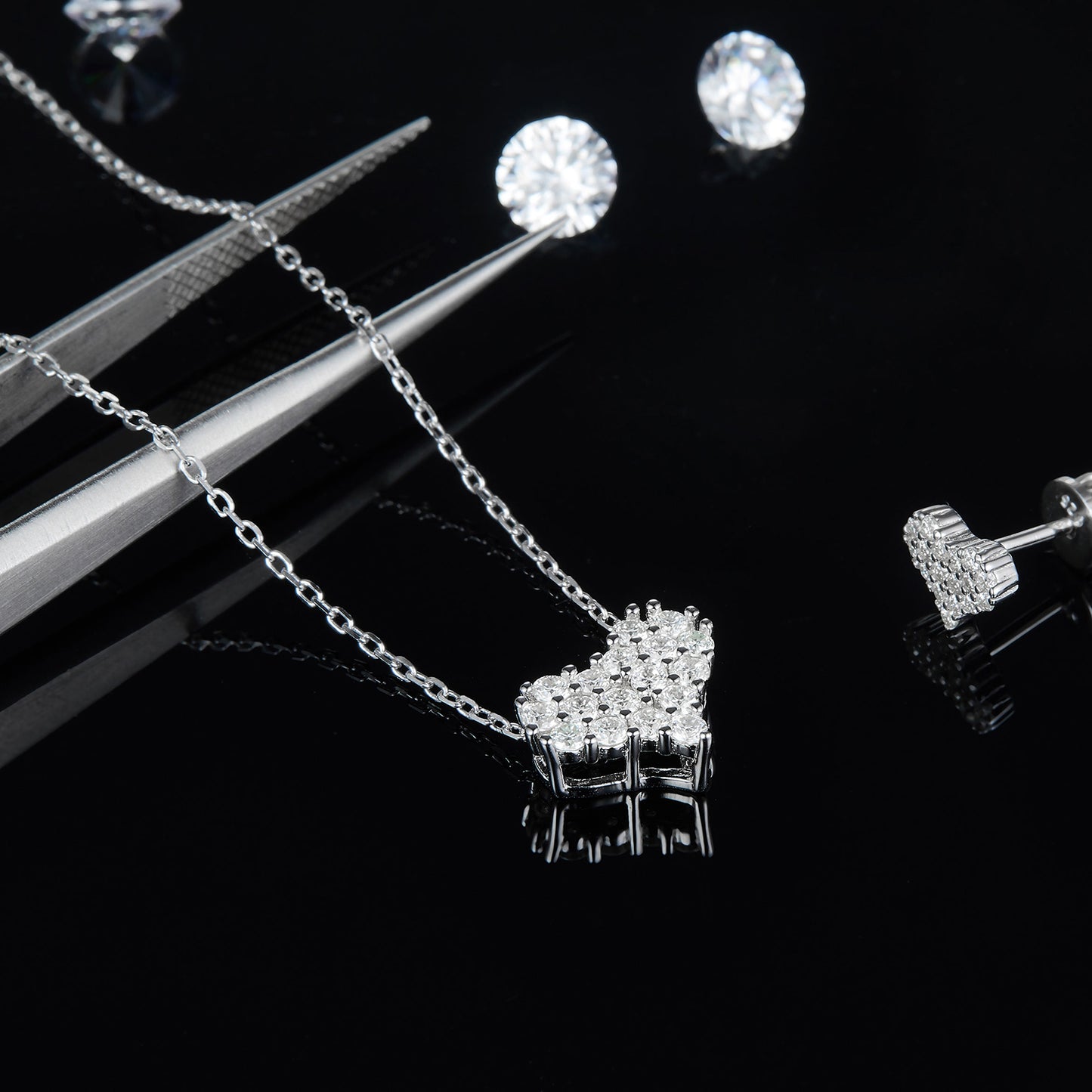 The Sweetheart Necklace Moissanite 925 Sterling Silver