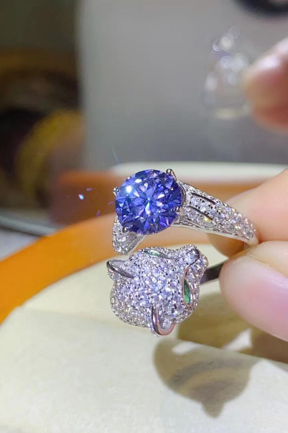 Feline Adjustable 2K Moissanite Ring