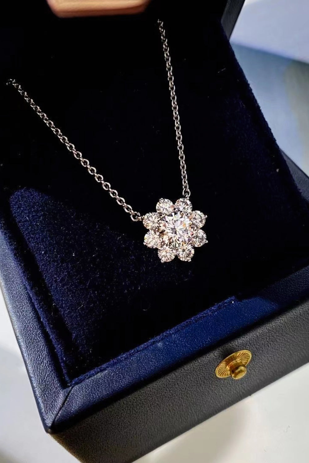 Floral Mirage Moissanite Pendant Necklace