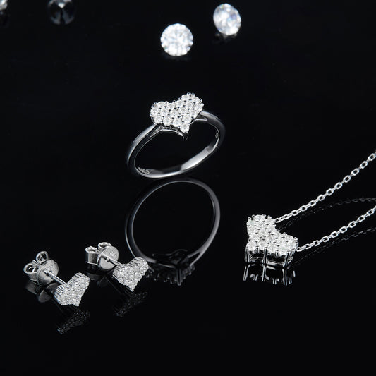 The Sweetheart Necklace Moissanite 925 Sterling Silver