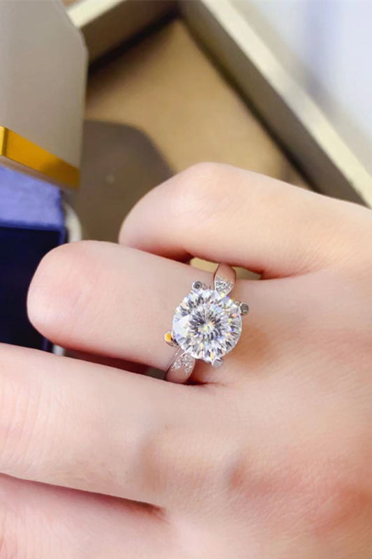 Brilliant Halo Moissanite Ring