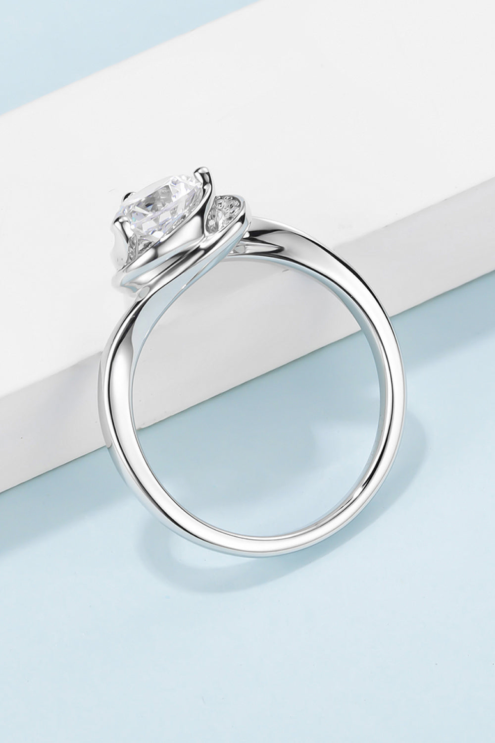 Heart Throb 1 Carat Moissanite 925 Sterling Silver Ring