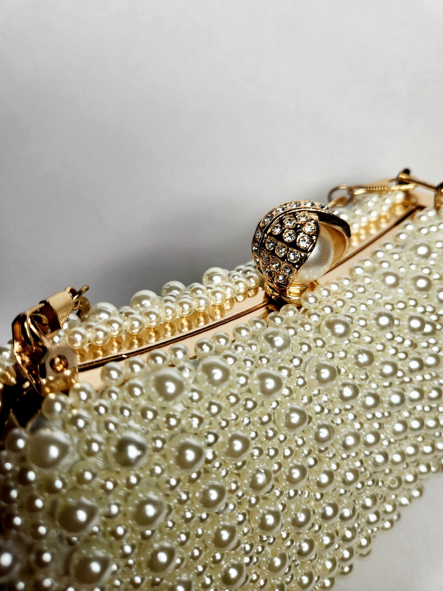 Pearl Affair Evening Clutch Bag