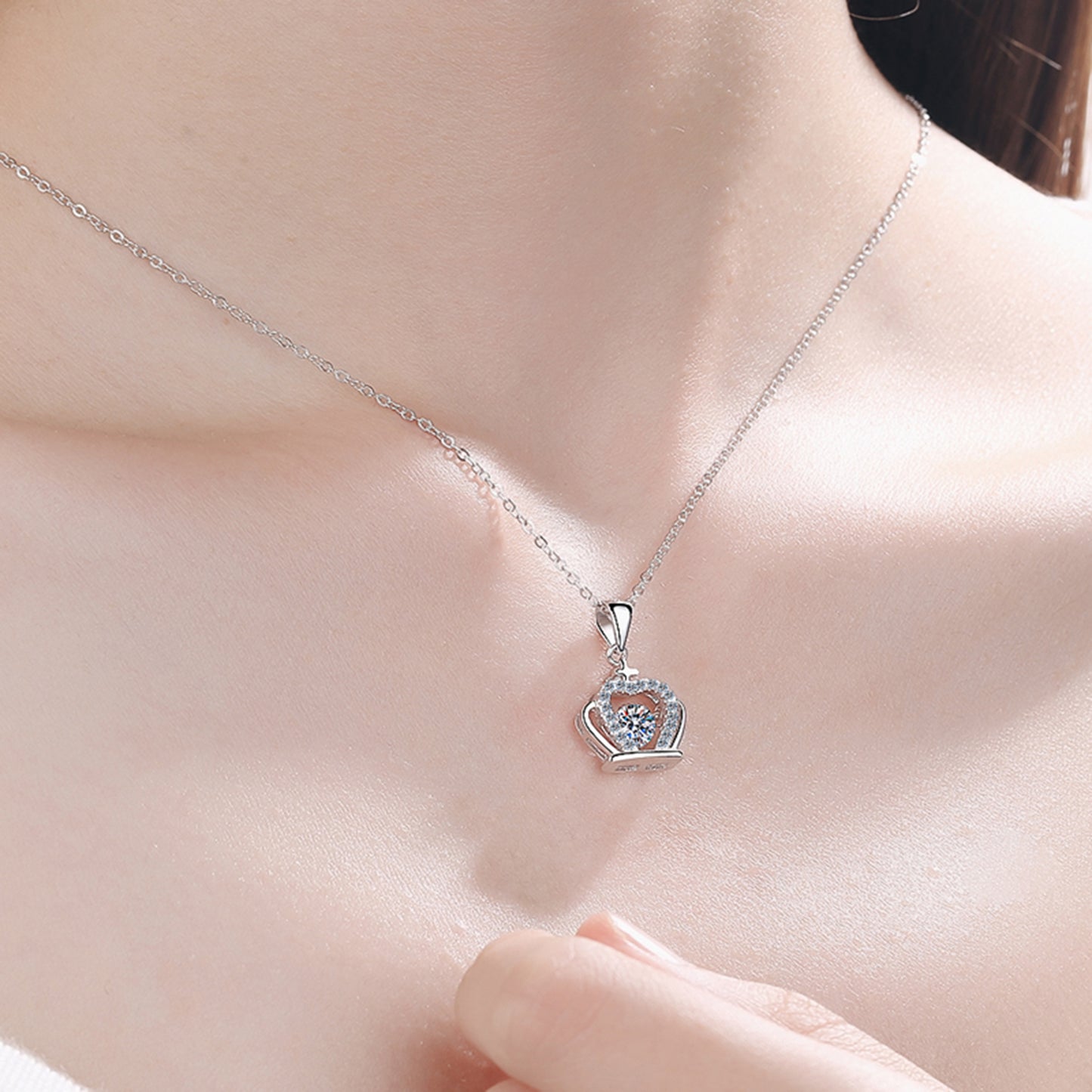 The Queen's Crown Pendant Necklace in 925 Sterling Silver