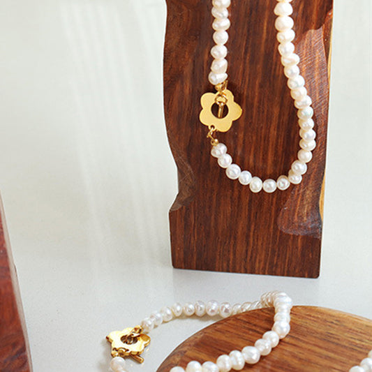 Charming Freshwater Pearl Bloom Bracelet