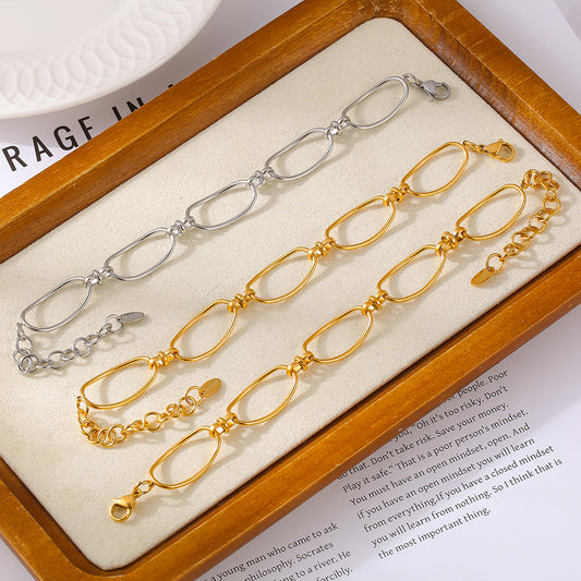 Oval Chain Bracelet in Gold Plated or Silver Tone