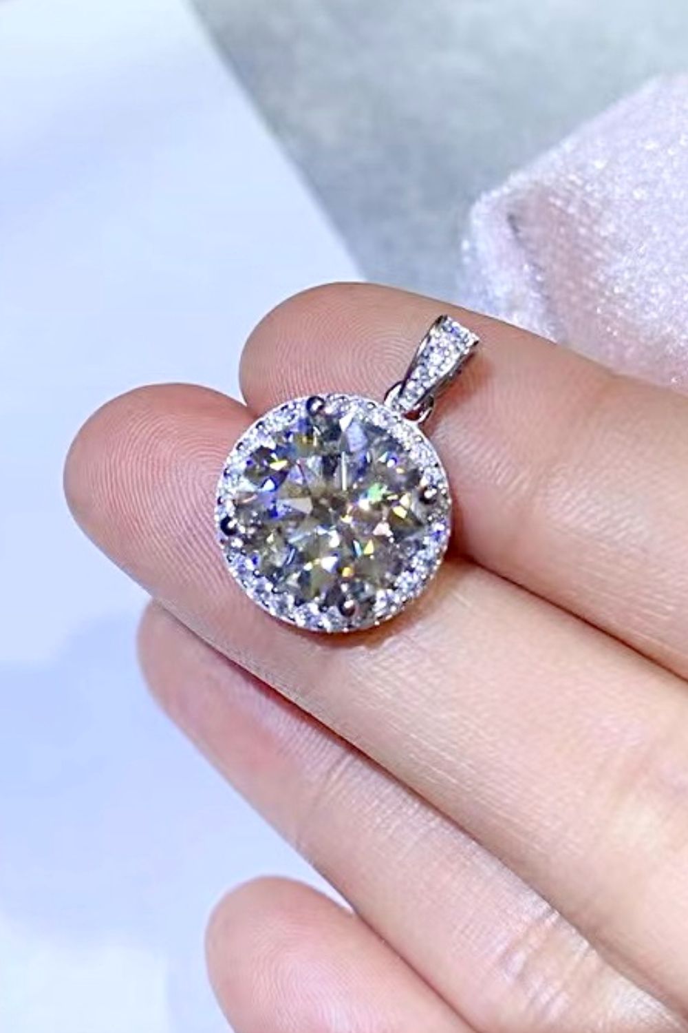 Envy 10 Carat Moissanite Pendant Necklace