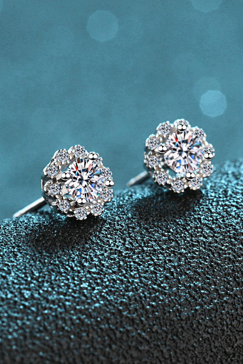 Darling Floral Studs Moissanite Flower-Shaped Earrings