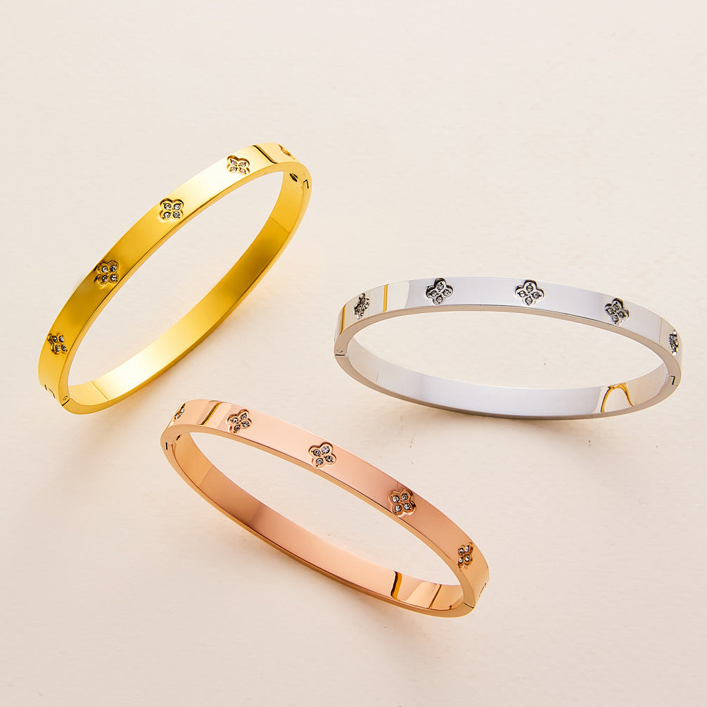 Charm & Dazzle Clover Hinged Bangle Bracelet