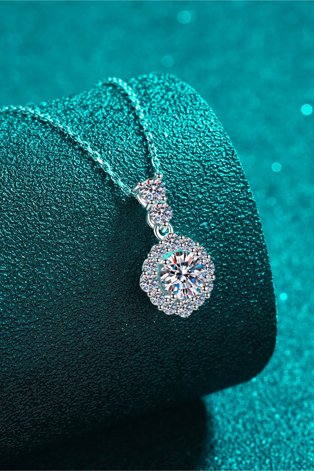 Brilliant Bloom Moissanite Pendant Silver Necklace