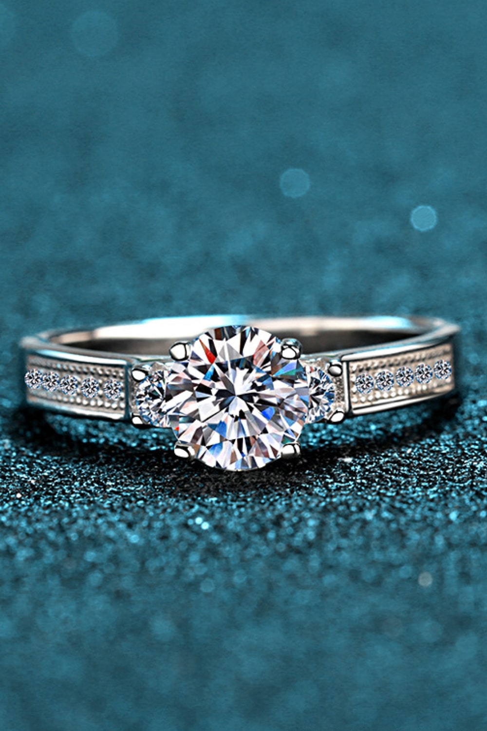 Luxe Halo Moissanite Rhodium-Plated Ring