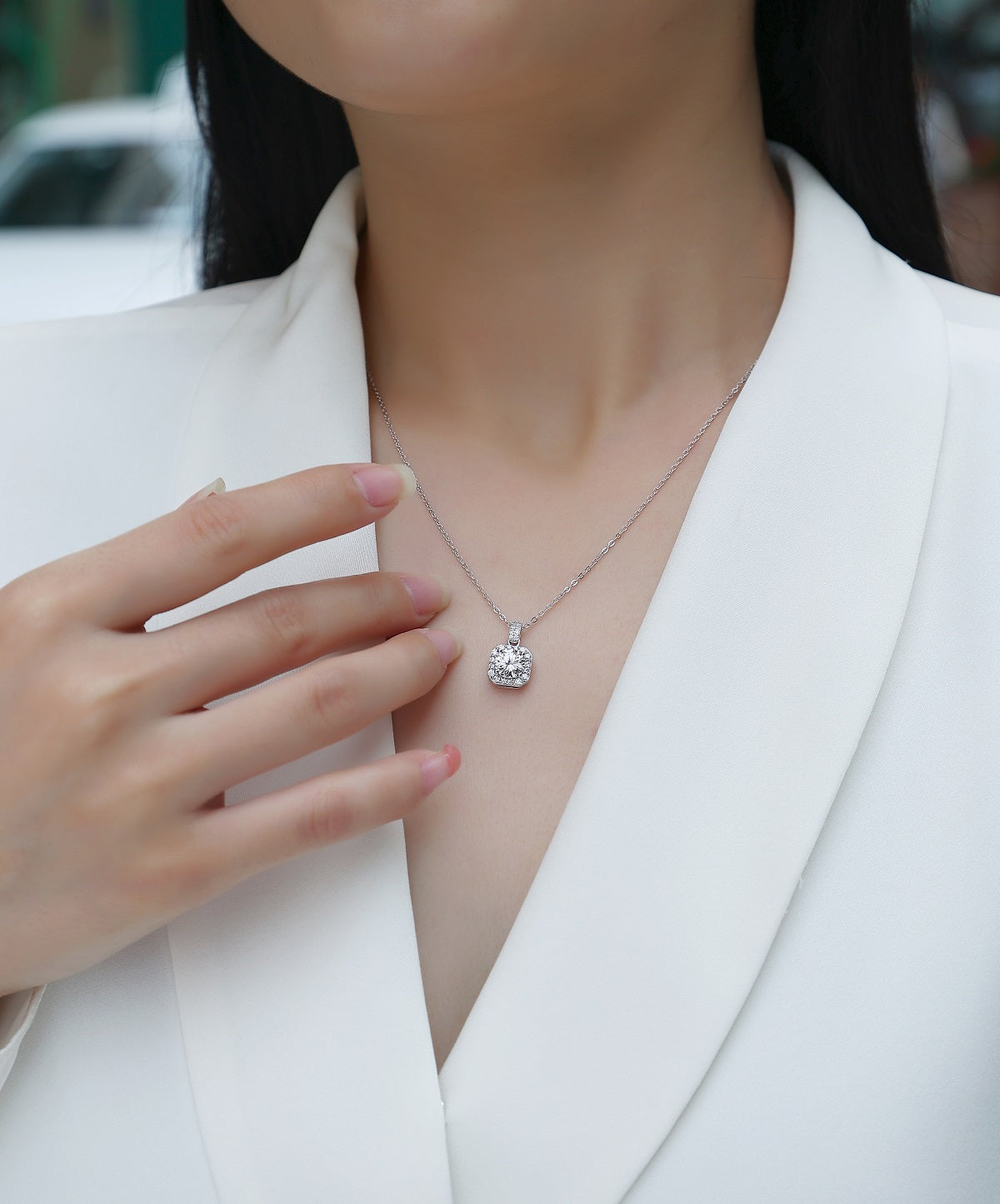 Morning Light 1K Moissanite Necklace