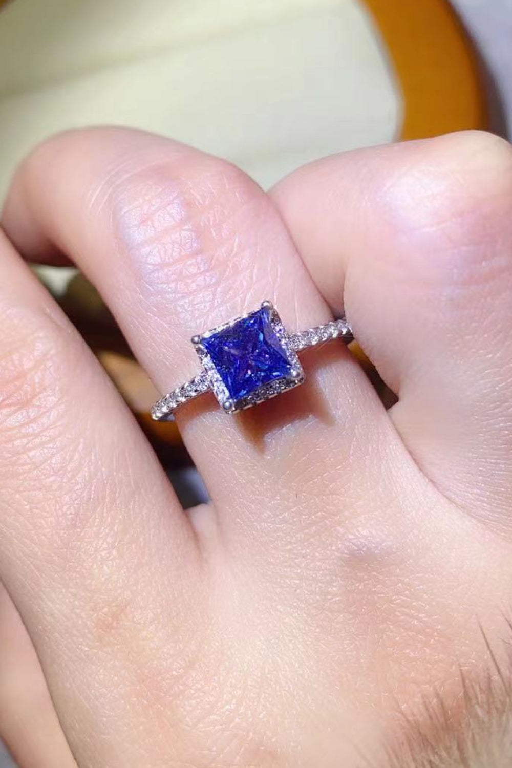 Evening Blue Moissanite 1K Platinum Plated Ring