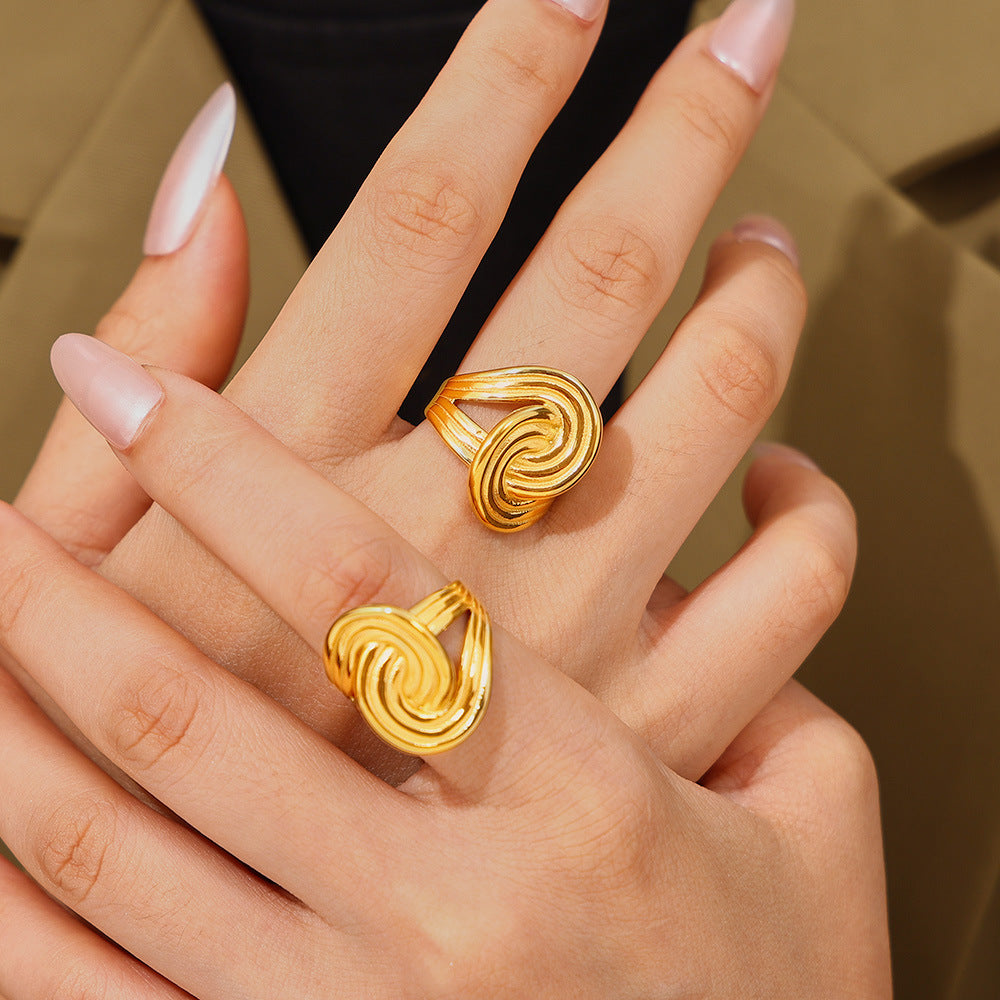 Bella Twist Ring 18K Gold-Plated
