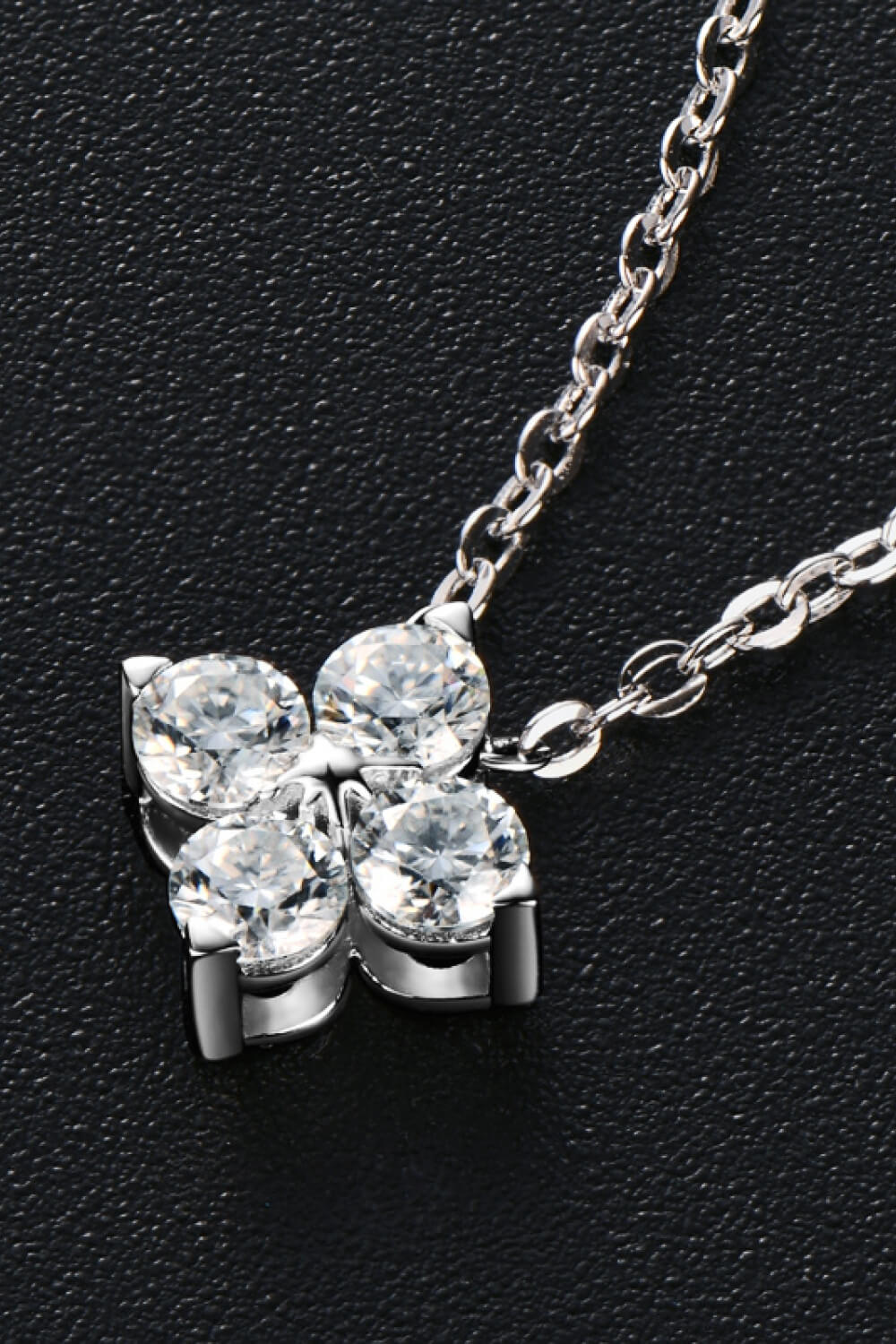 Lucky Four Leaf Clover Pendant Necklace