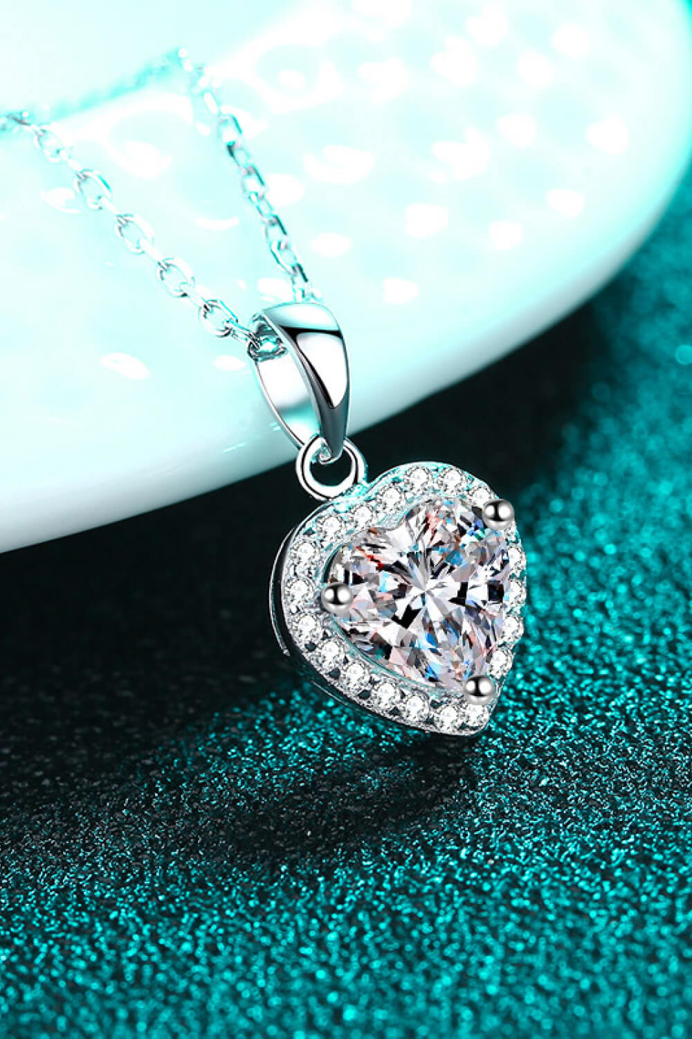 Hearts of Fire Moissanite Pendant Chain Necklace