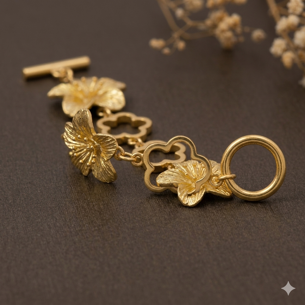 18K Gold-Plated Cutout Flower Bracelet