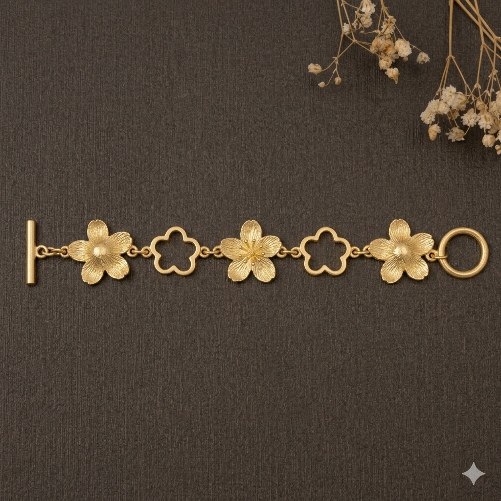 18K Gold-Plated Cutout Flower Bracelet