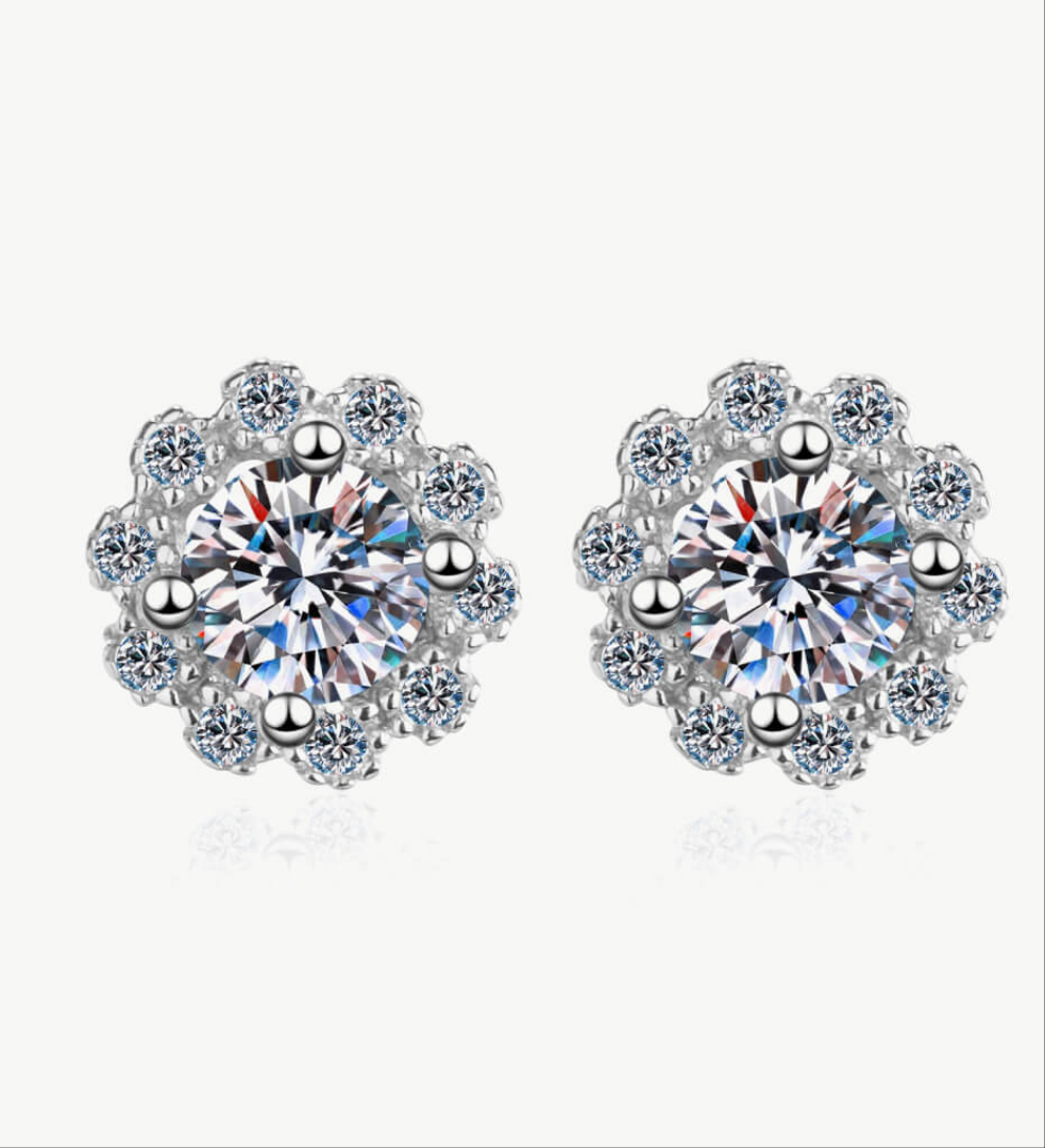 Darling Floral Studs Moissanite Flower-Shaped Earrings