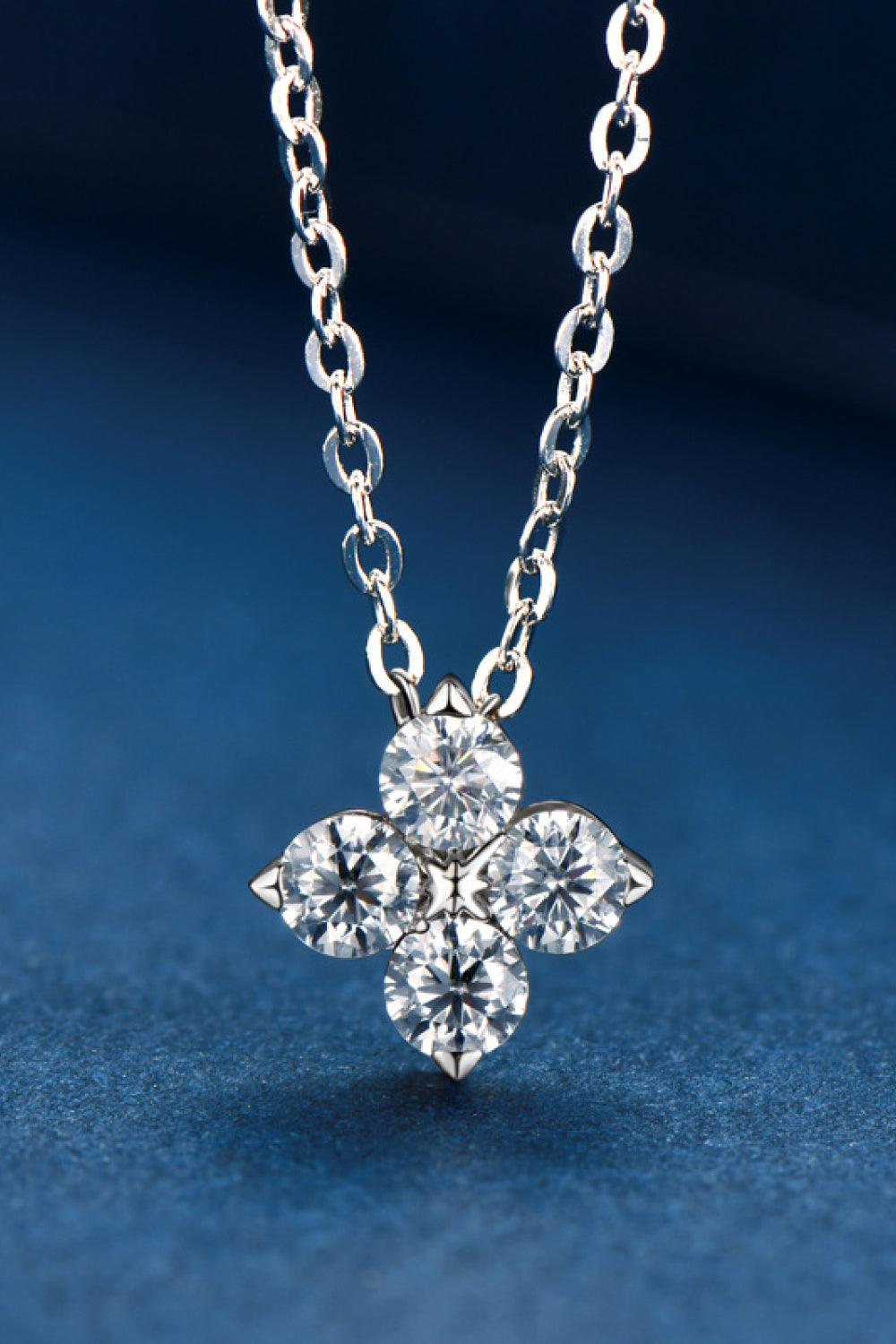 Lucky Four Leaf Clover Pendant Necklace
