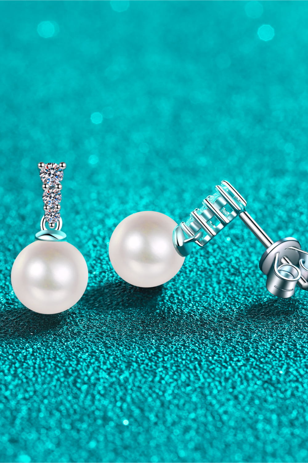 Simply Beautiful Freshwater Pearl Drop Earrings