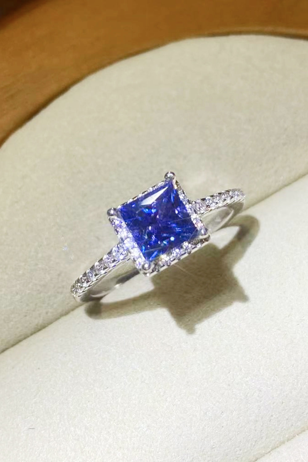 Evening Blue Moissanite 1K Platinum Plated Ring