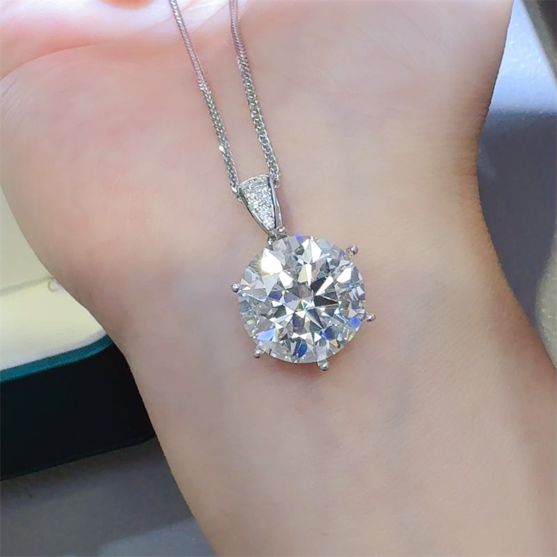 Holy Grail 10 Carat Moissanite Pendant Necklace 925 Sterling Silver Platinum Plated