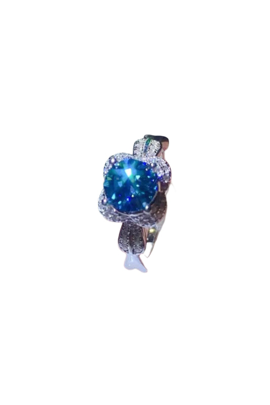 Oxford Bleu Dazzling 1K Moissanite Ring