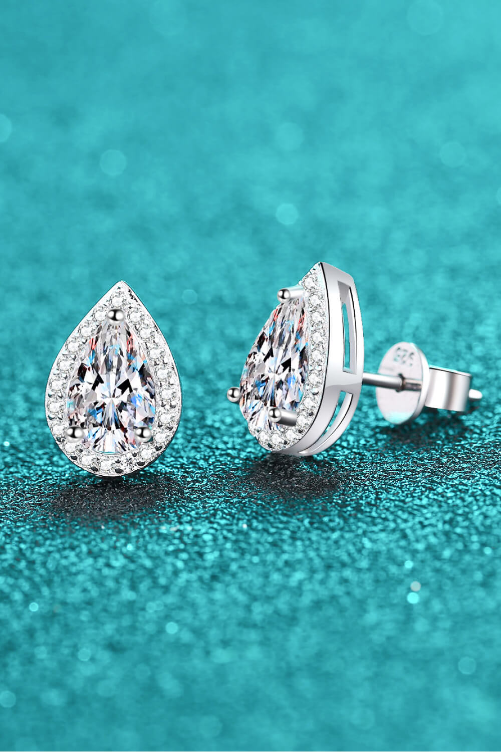 No Tears Moissanite Teardrop Stud Earrings