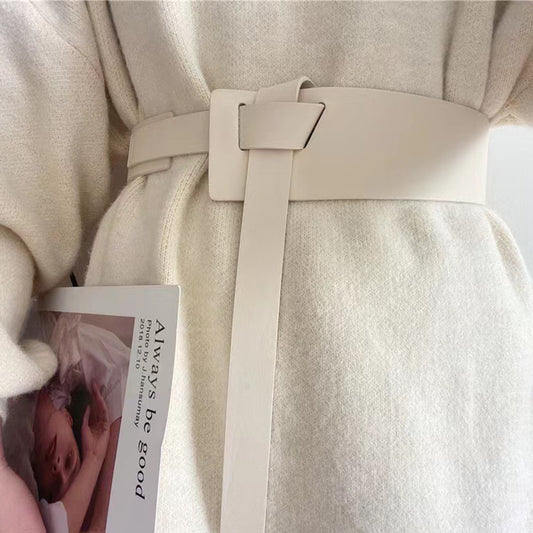 Chic Statement Belt