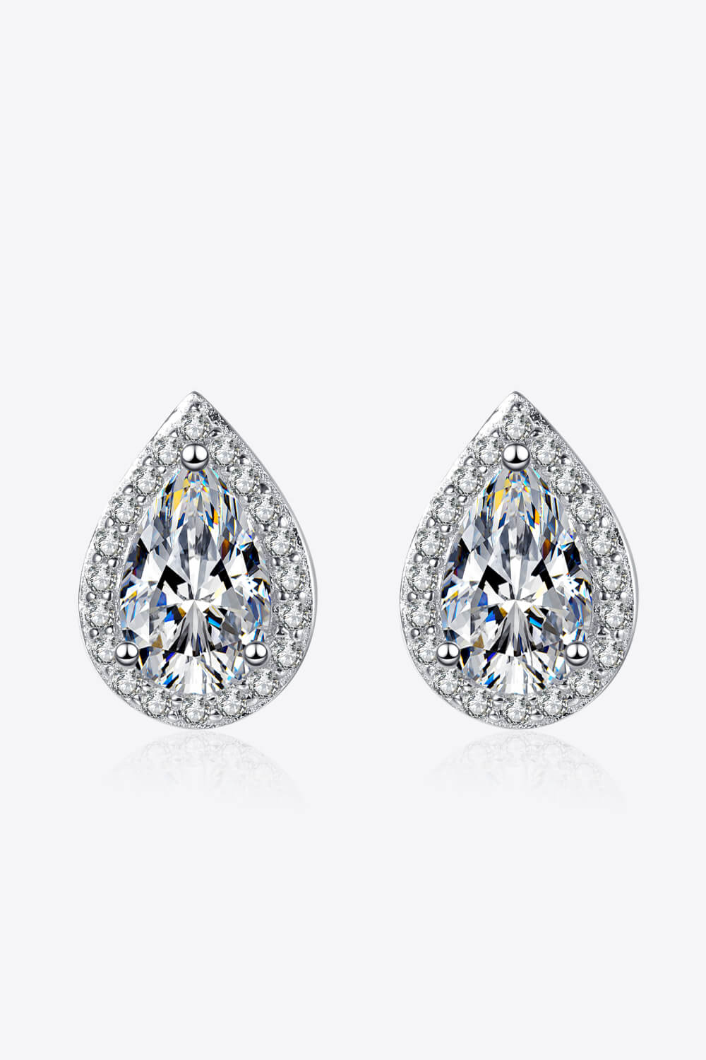 No Tears Moissanite Teardrop Stud Earrings