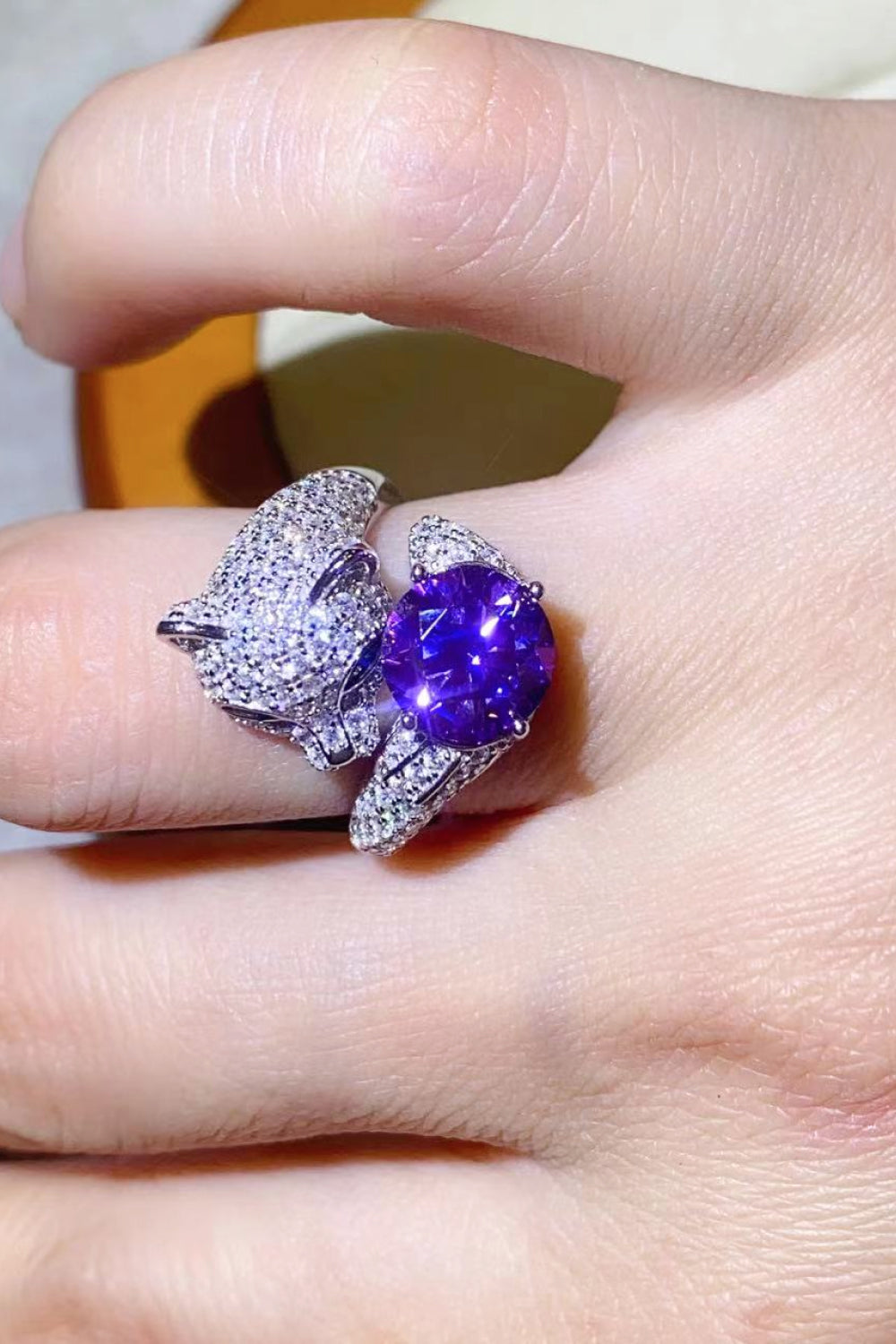 Feline Adjustable 2K Moissanite Ring